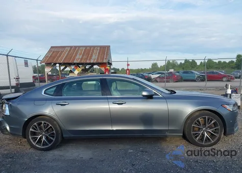 2018 Volvo S90 T6 Momentum из США, поврежденный, VIN LVY992MK5JP035848